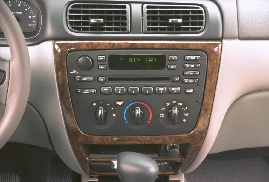  Mercury Sable 2000 года  (фото 42 из 54)